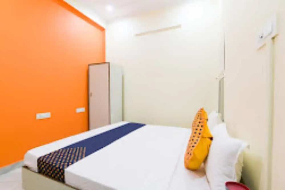 Goroomgo Mahadeva Homes Guest House Prayagraj