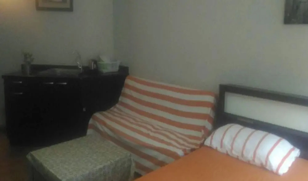 Chan Kim Don Mueang Guest House, free parking space and free Wifi