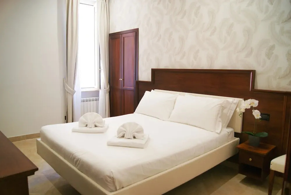 Glam Luxury Rome