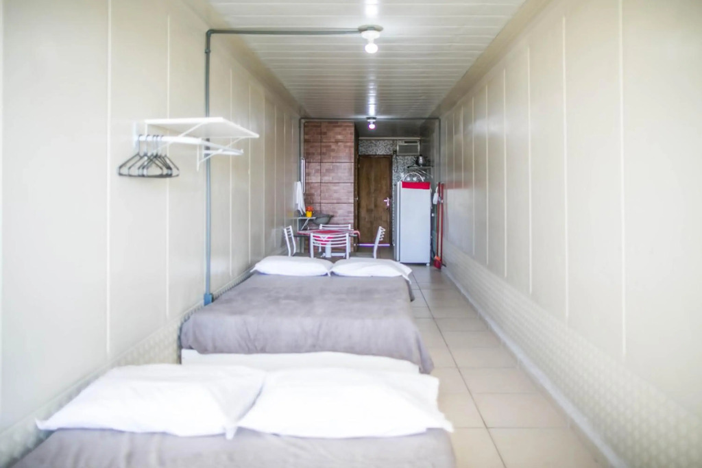 Disponivel Virada - Estúdios e suítes com piscina, ar, wifi e estacionamento - BRUNO KLEMTZ - Casa Olinda