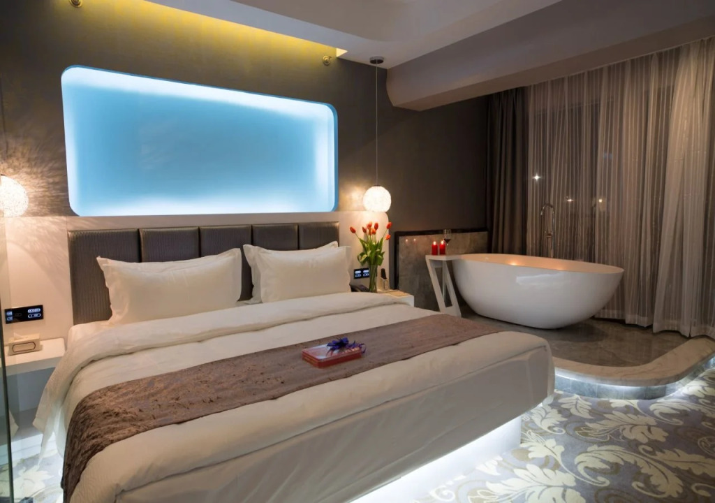 U Hotels