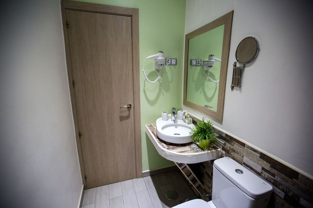 Bloom Inn Madrid