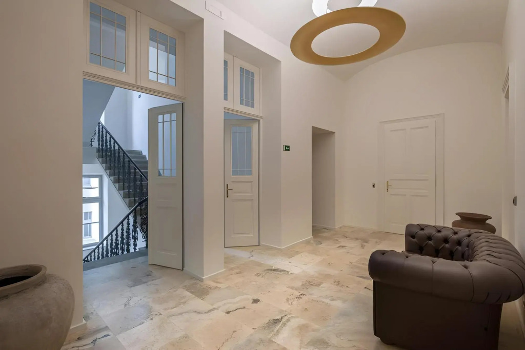 Limehome Prague Múza