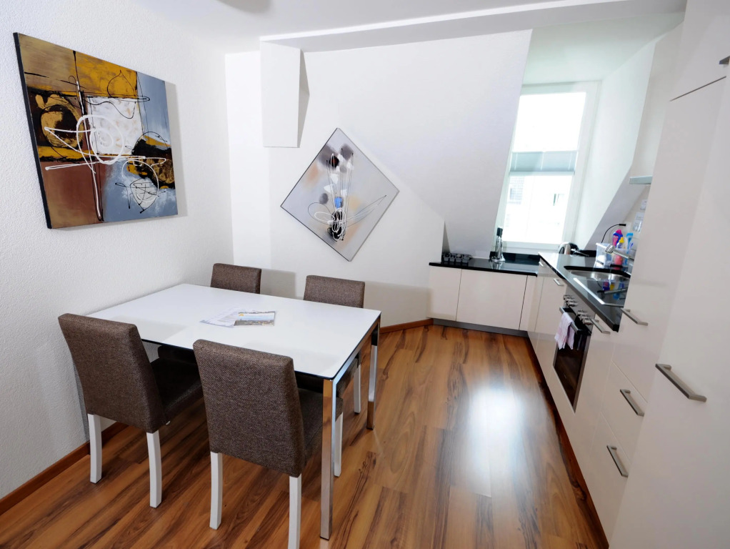 Luxury Apartments by Livingdowntown
