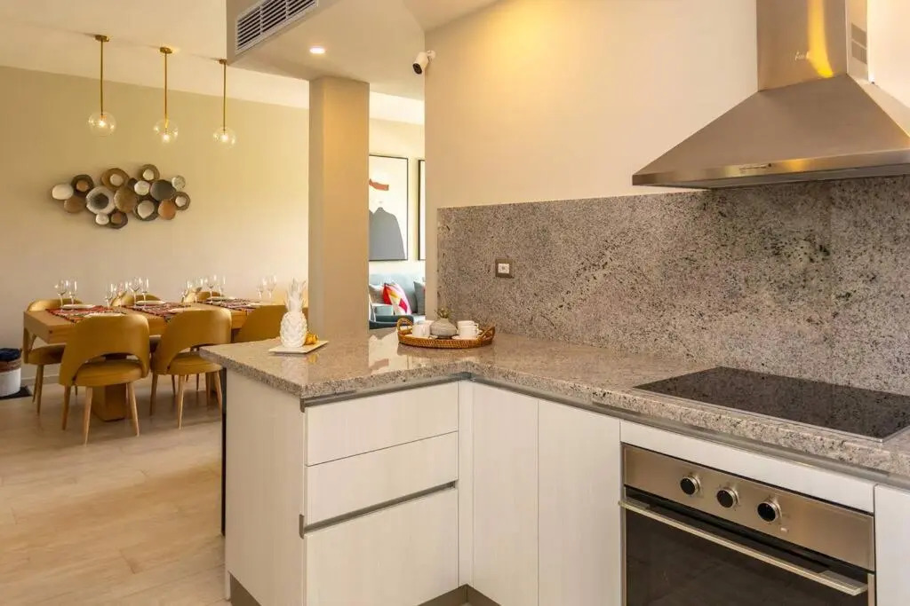 Luxury 2BR Pool & Golf View at Cana Pearl