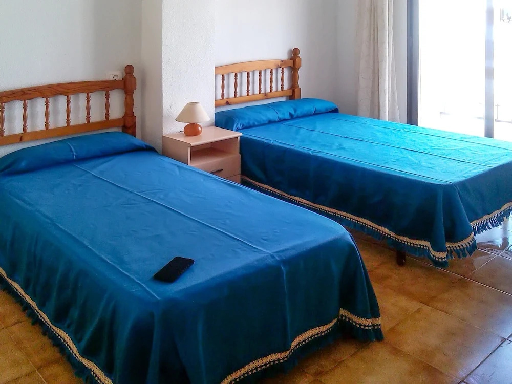 House With 3 Bedrooms in Orpesa, With Wonderful sea View and Enclosed