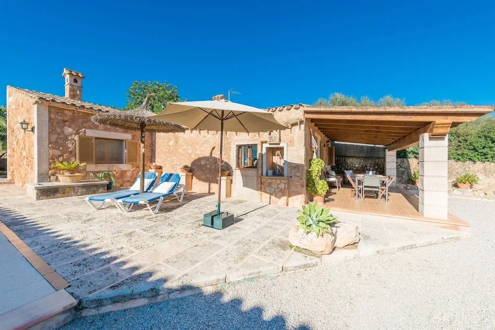H Rreo in Campos With 3 Bedrooms and 2 Bathrooms