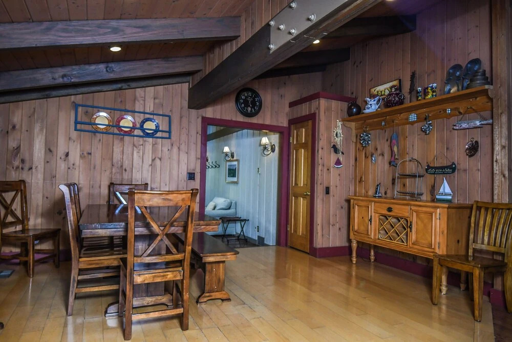 Oakleaf Lodge 5 Bedroom House