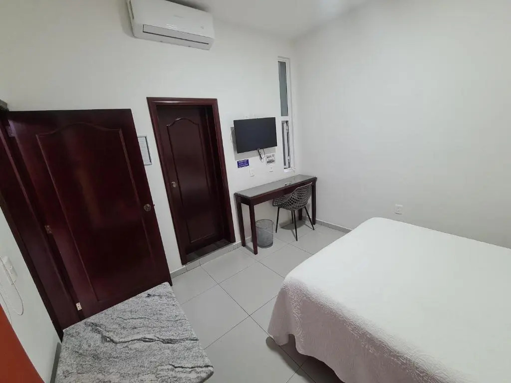 HOTEL FINA INN