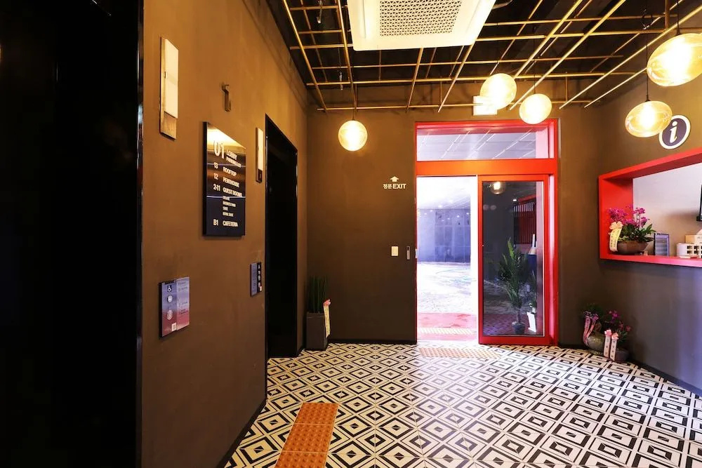 Cheonho Aria Hotel