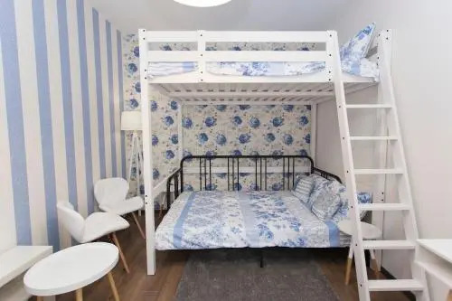 Garibaldi Guest House
