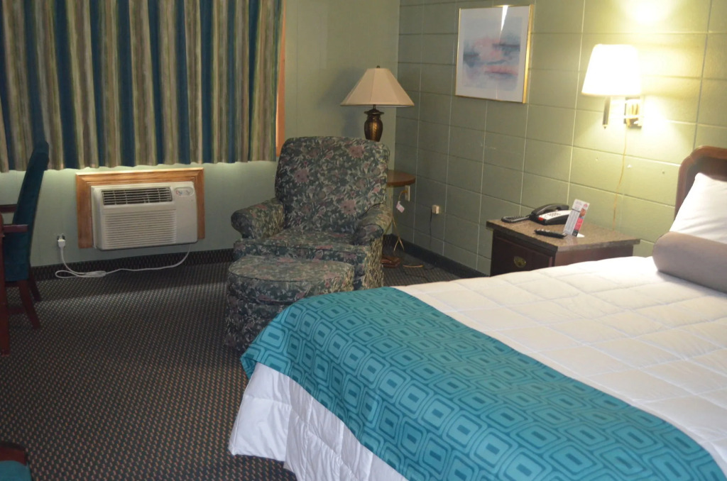 Grand Inn