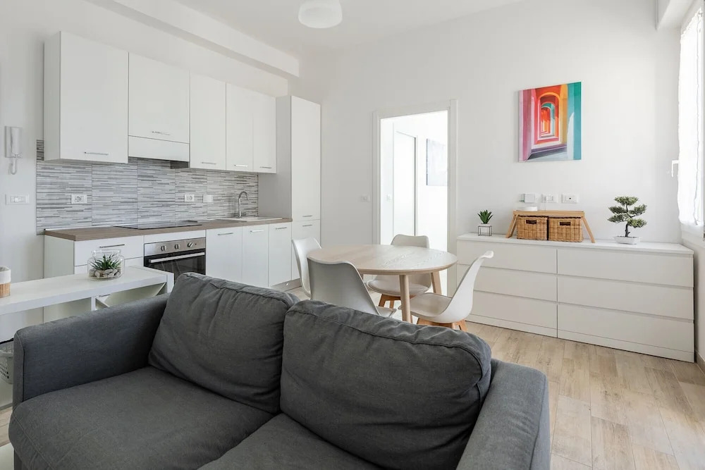 Menganti White Apartment by Wonderful Italy