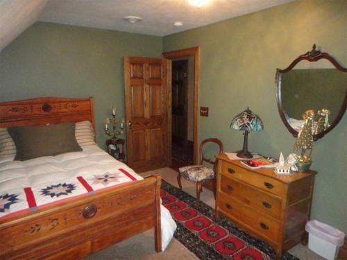 The Victorian Tudor Inn