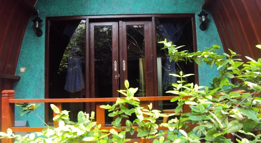 Harum Meno Bungalow