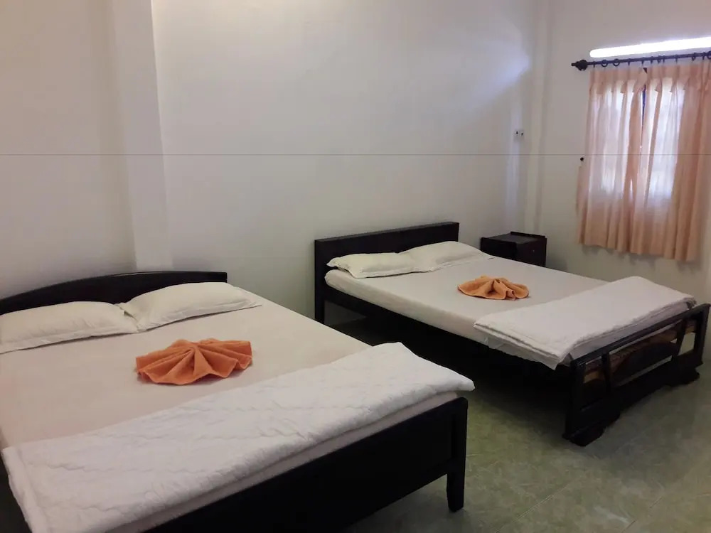 Bien Dua Backpacker Hotel