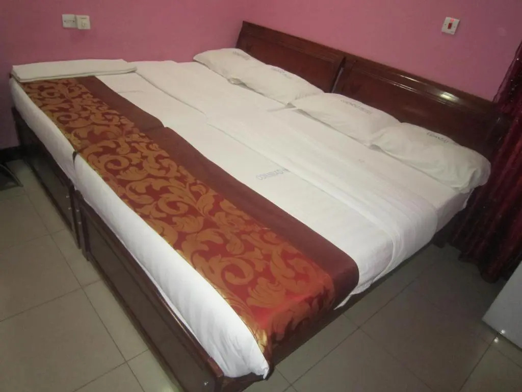 Cornrad Hotel
