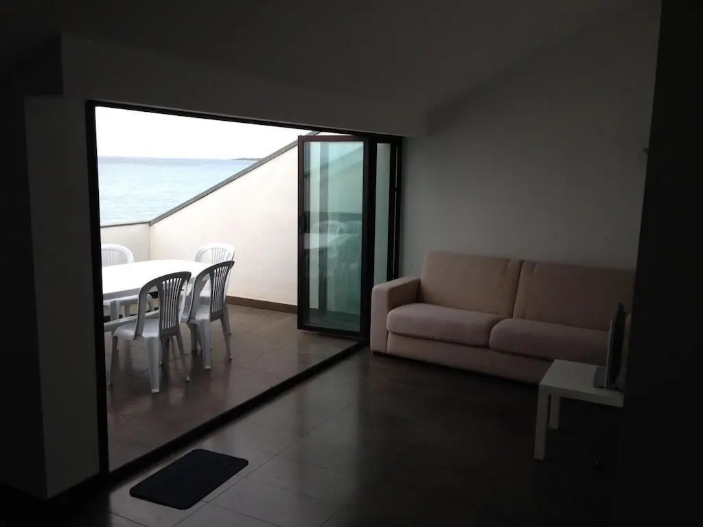 The Roof On The Sea