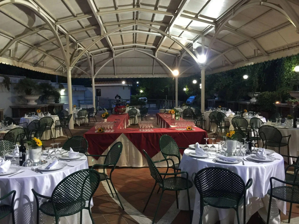 Hotel Civita