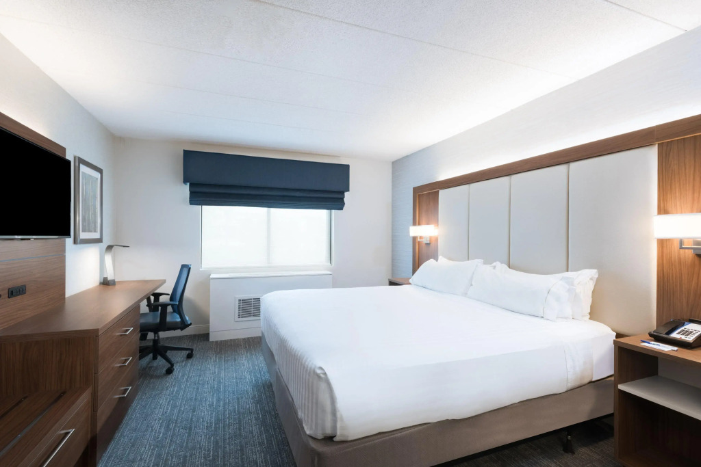 Holiday Inn Express Boston-Waltham by IHG