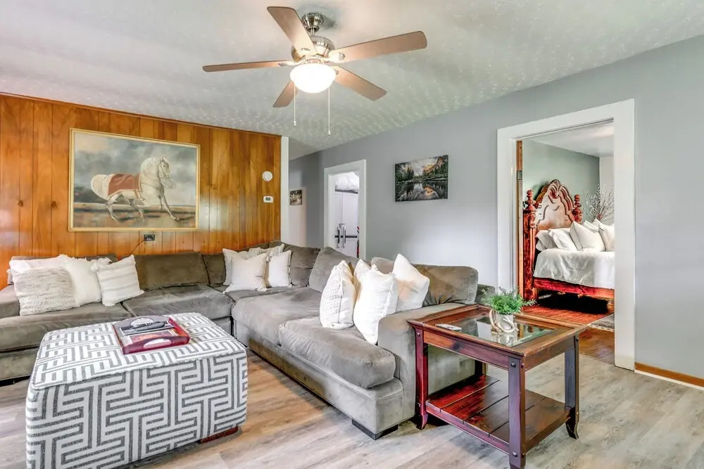 2 Mi to Ski Sapphire: Pet-friendly Cashiers Cabin