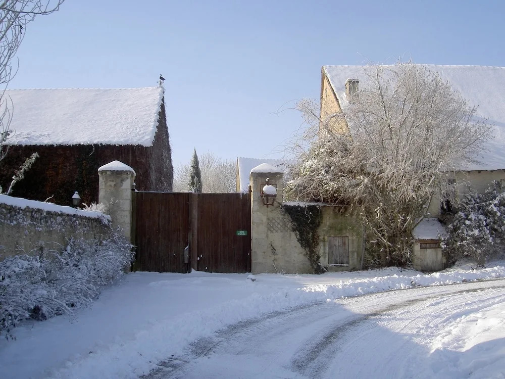House With 4 Bedrooms in Coudray-au-perche, With Enclosed Garden and W