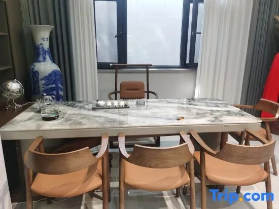 Shizuishan Yunting Smart Hotel