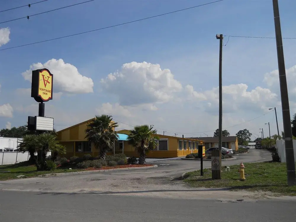 Vintage Inn Lake Wales