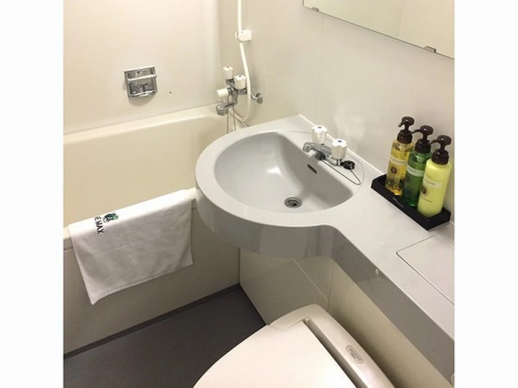 HOTEL LiVEMAX BUDGET Yokohama Kannai