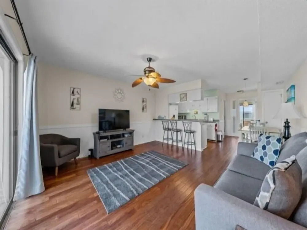 Pelican Perch - 3rd Floor Views Of The Ocean And Marsh - Perfect For Wildlife Viewing. 1 Bedroom Condo by RedAwning