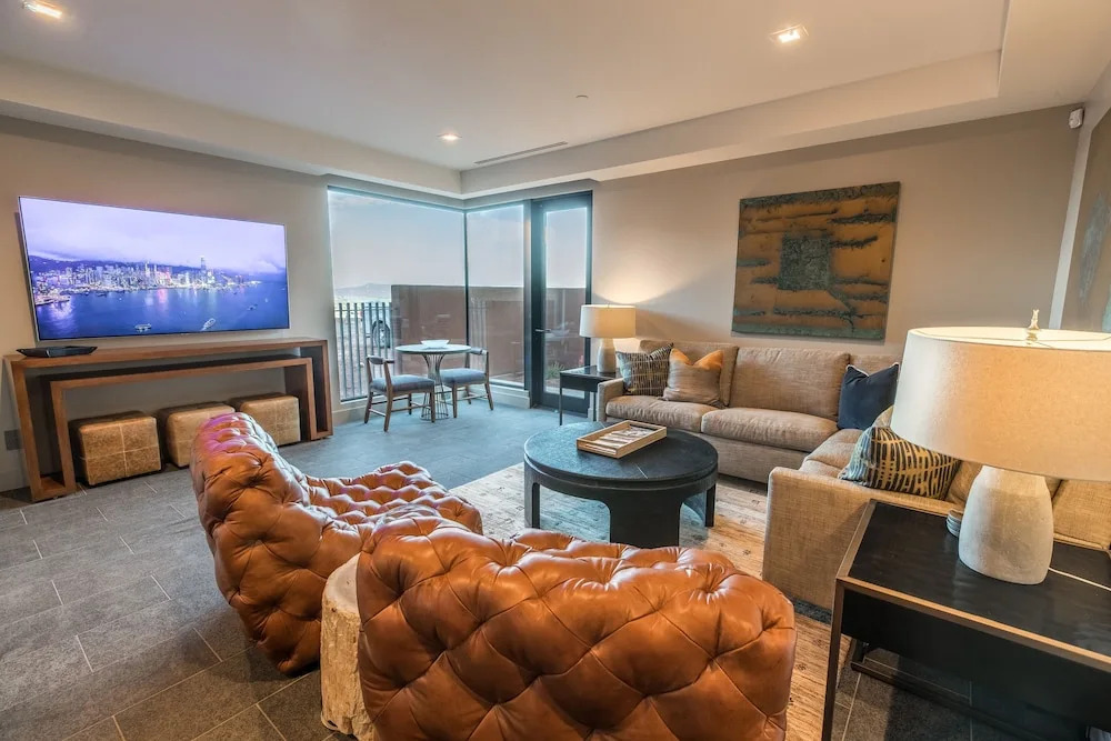 Luxury Service King Suite In Private Daily Hk 1 Bedroom Apts