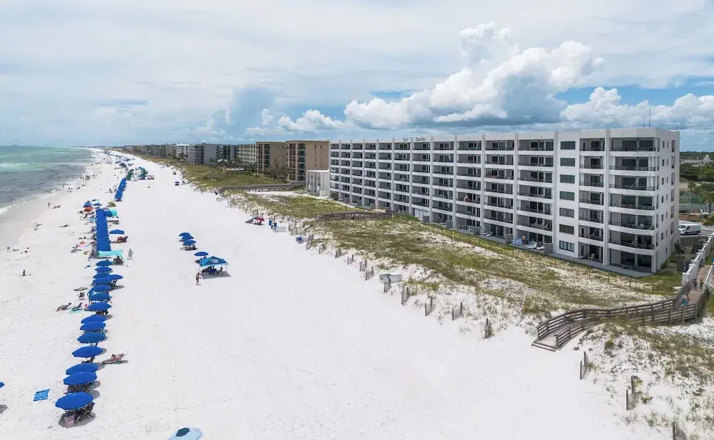 Surf Dweller 405 - Emerald Beach Hide Away