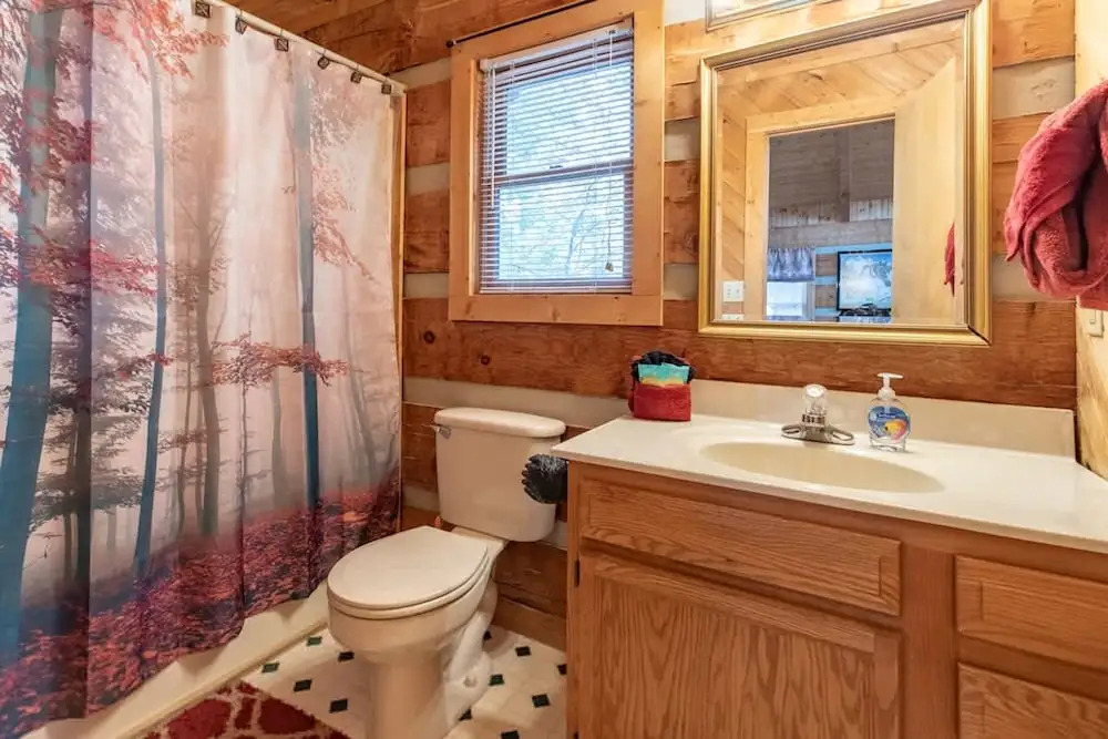 View Private Studio Cabin Hot Tub Relax Honeymoon