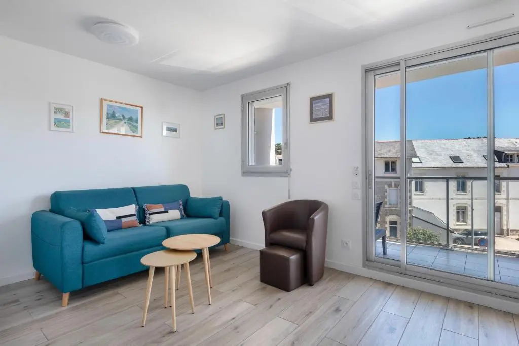 A 30 metres de la plage, bel appartement pour 6