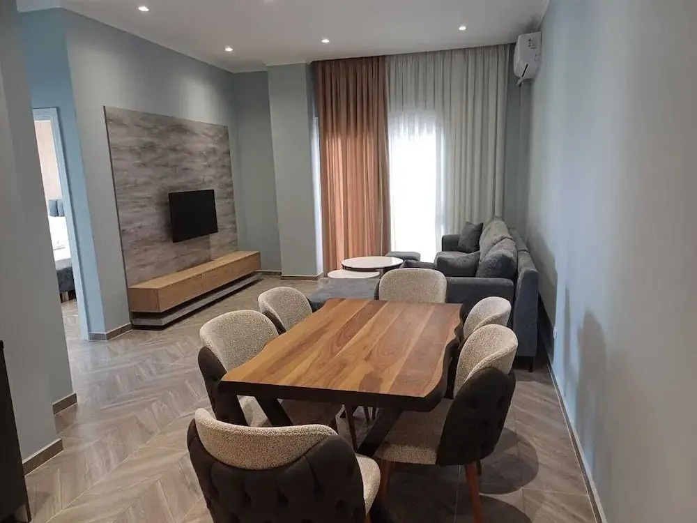 Regal Luxury Apartments