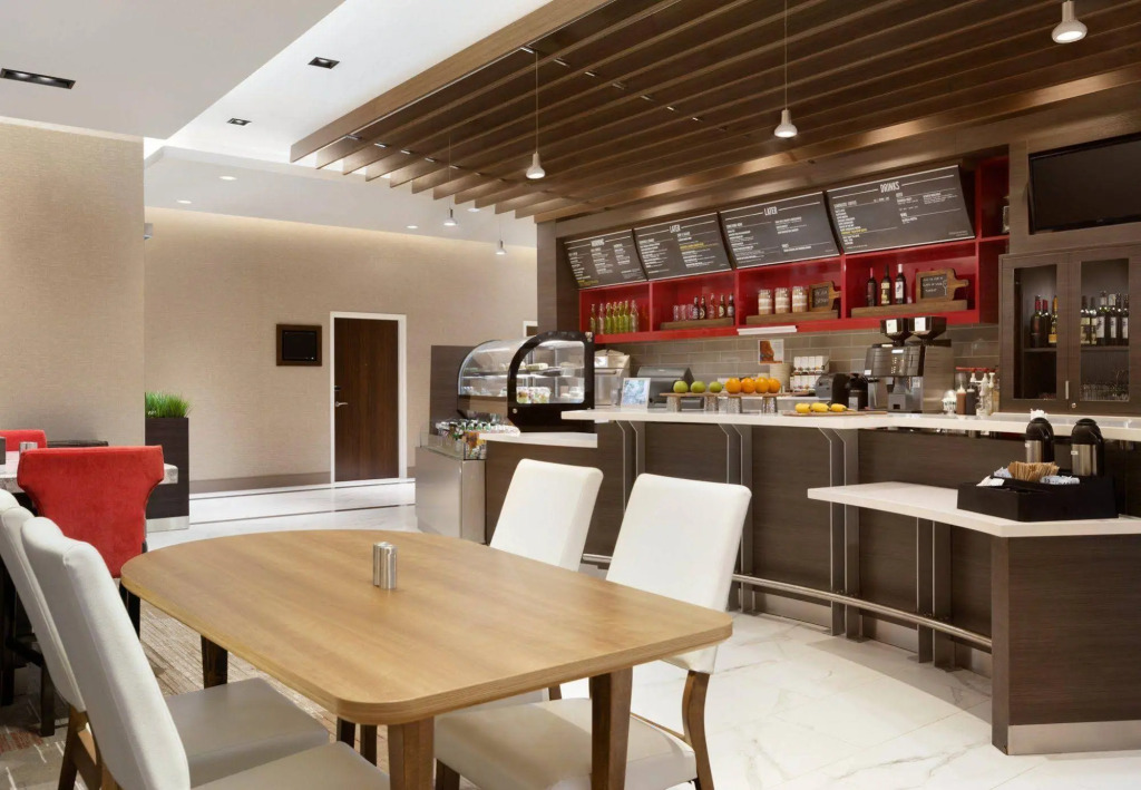 Courtyard by Marriott Toronto Mississauga/West