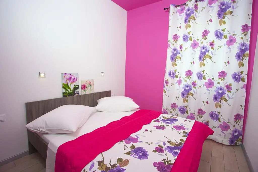 Luxury Apartments Marhella & Jakov