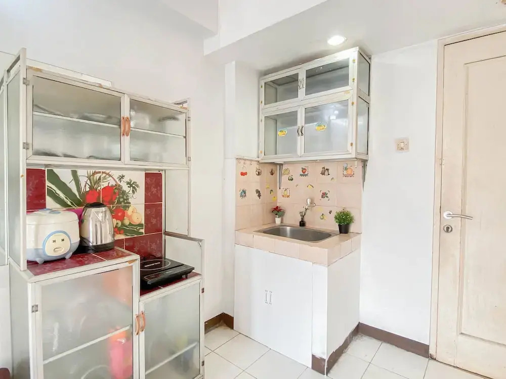 Homey 1Br At Taman Semanan Indah Cengkareng Apartment
