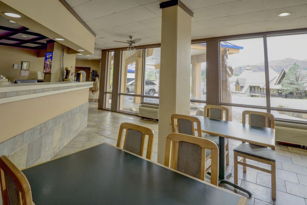 Clarion Pointe Downtown Gatlinburg