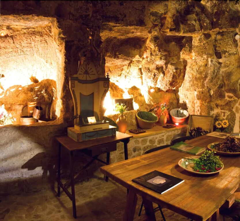 Si-Moutique, le Case-grotte degli Avi 2