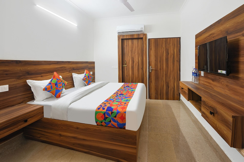 Fabhotel Sky Sector 76