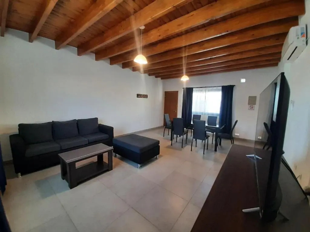 5 - Departamento 2 Dormitorios, Cochera - Mendoza Argentina