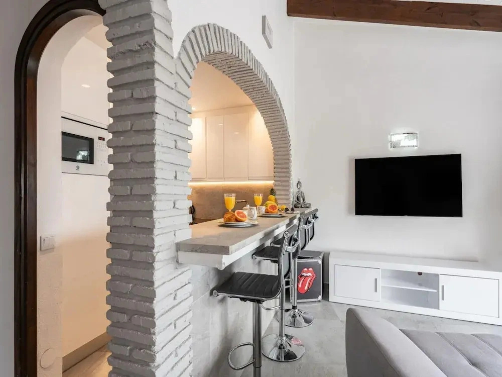 Lively Apartment in Mijas With Private Balcony