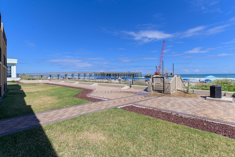 Tiki 132 - Bright Ocean View 1br Condo W/ Balcony 1 Bedroom Condo