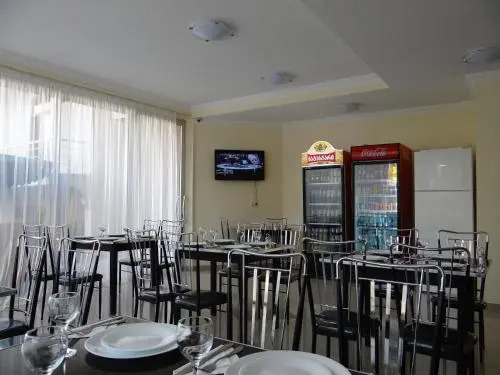 Cristal GB Hotel