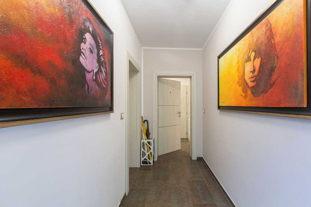 House Cetiri Hrasta