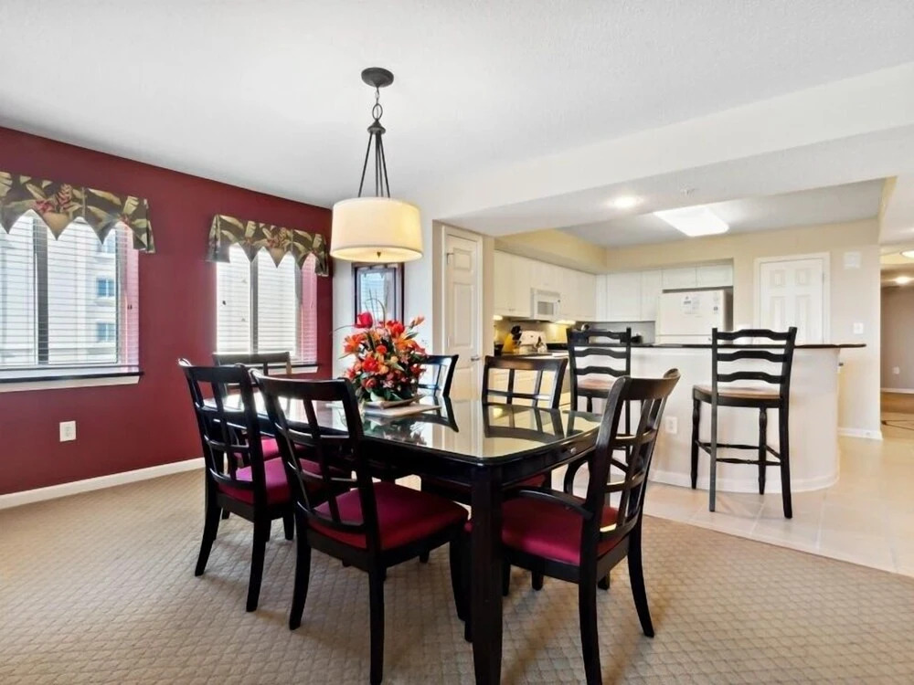 Yacht Club Villas #2-405