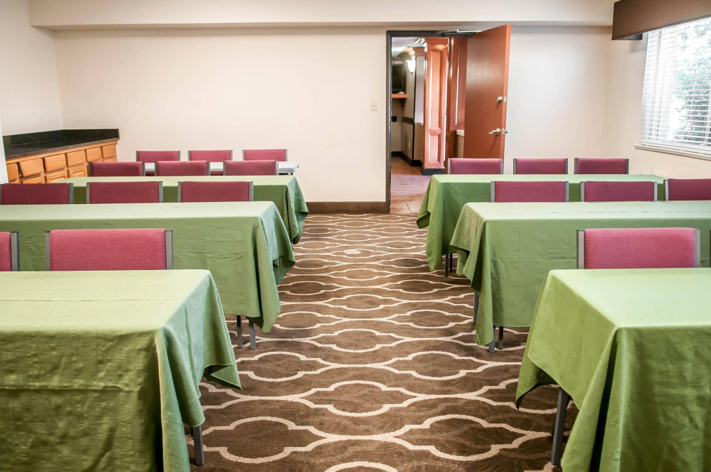 Comfort Suites Albuquerque-North Journal Center