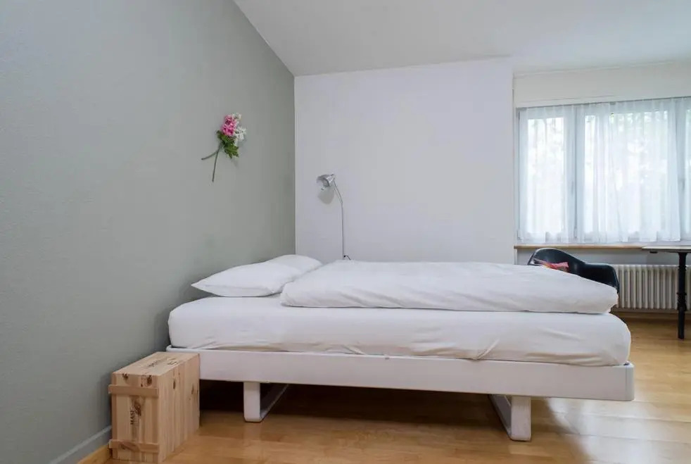 Stadt Zurich Kleines Studio Beim Albisriederplatz