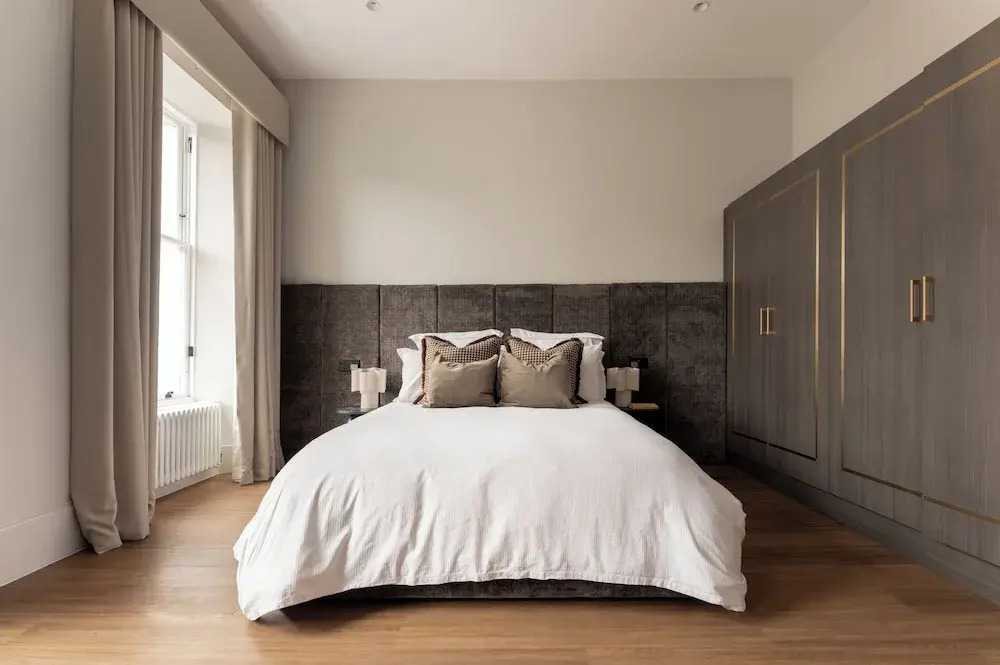 Moment Blythswood St